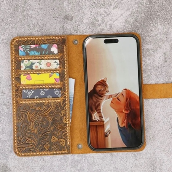 Genuine Leather iPhone wallet case for iPhone 13 mini - Picture 4 of 5